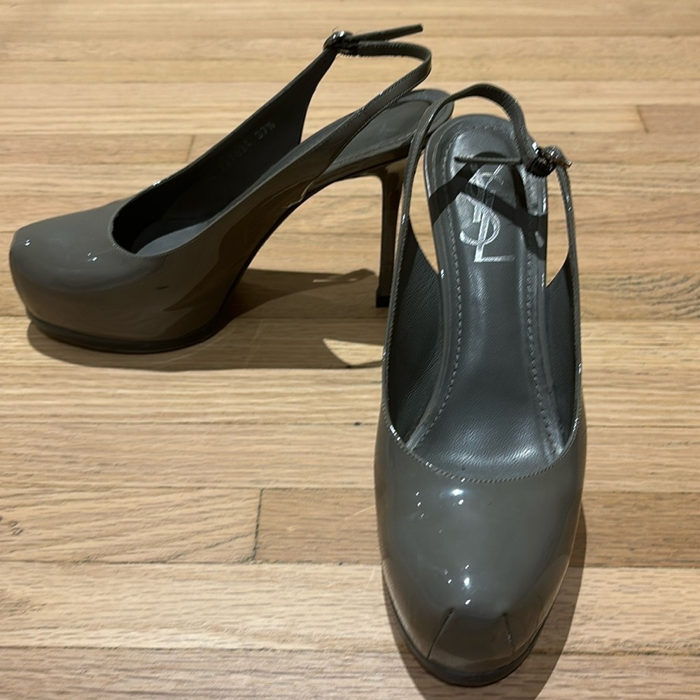 YSL PATENT LEATHER GREY SLING BACK PUMPS